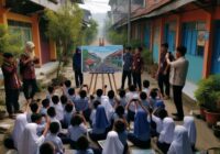 Hari pertama masuk sekolah